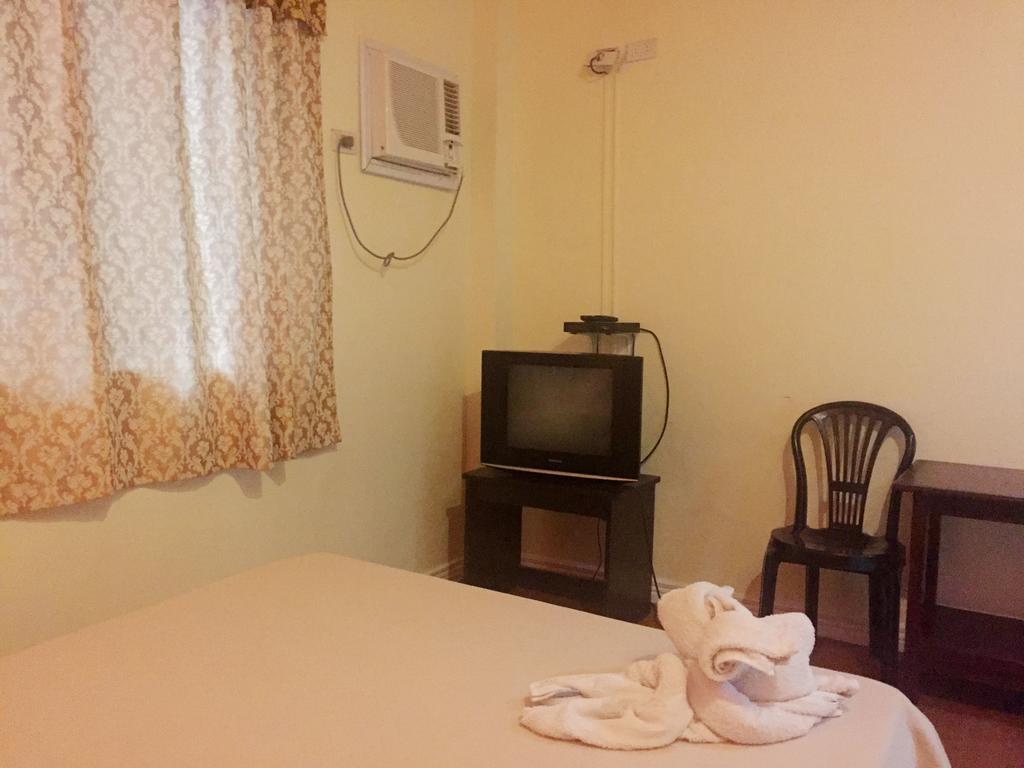 Park Hill Hotel Мактан Екстериор снимка