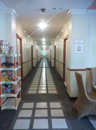 Park Hill Hotel Мактан Екстериор снимка